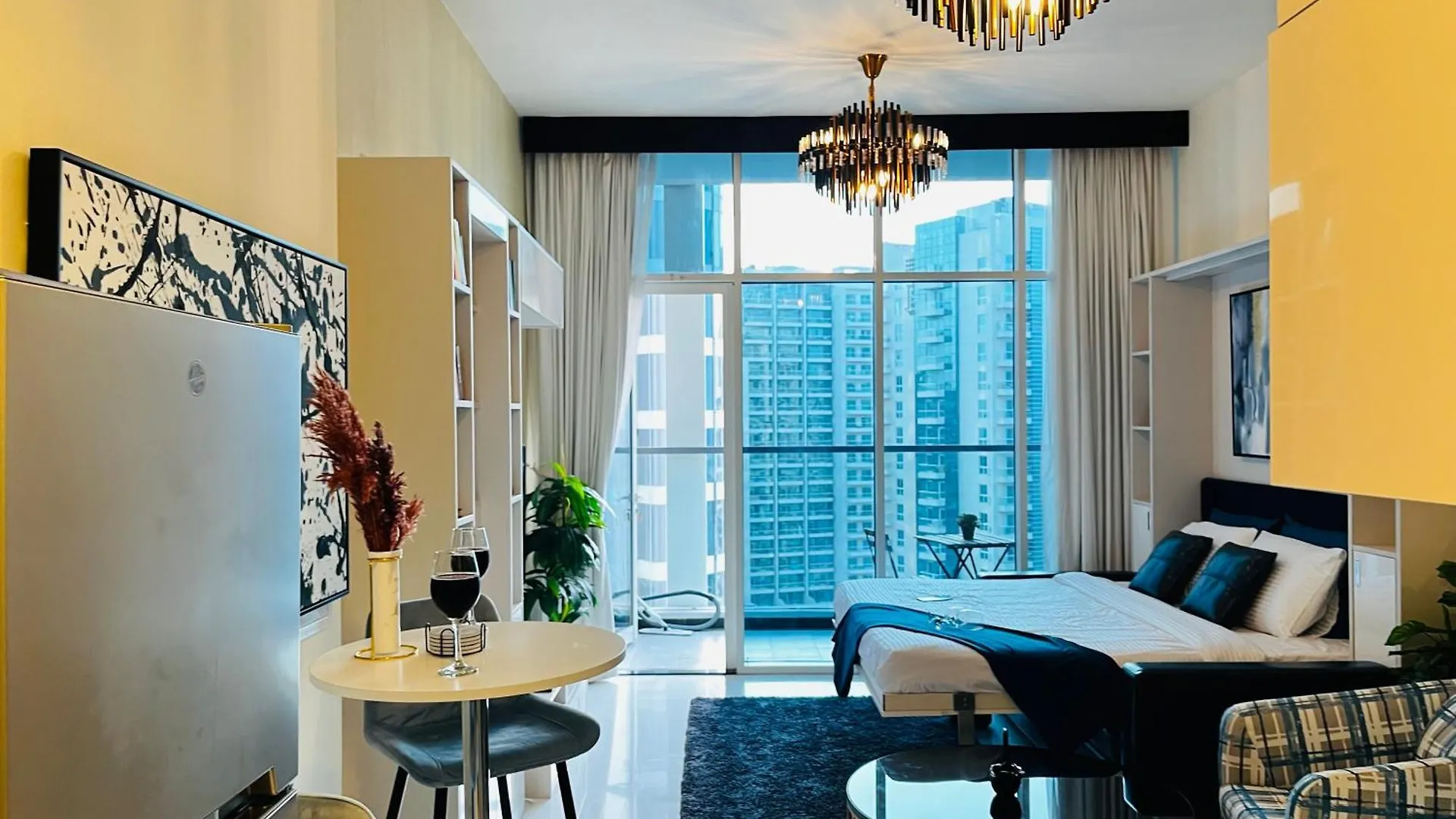 Marvellous Burj Khalifa View Studio, In Downtown Dubai Apartment
